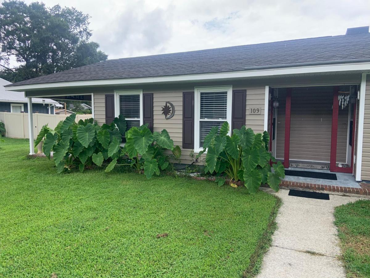 Cheerful Two Bedroom House 1.5 Miles From Beach. Myrtle Beach Luaran gambar