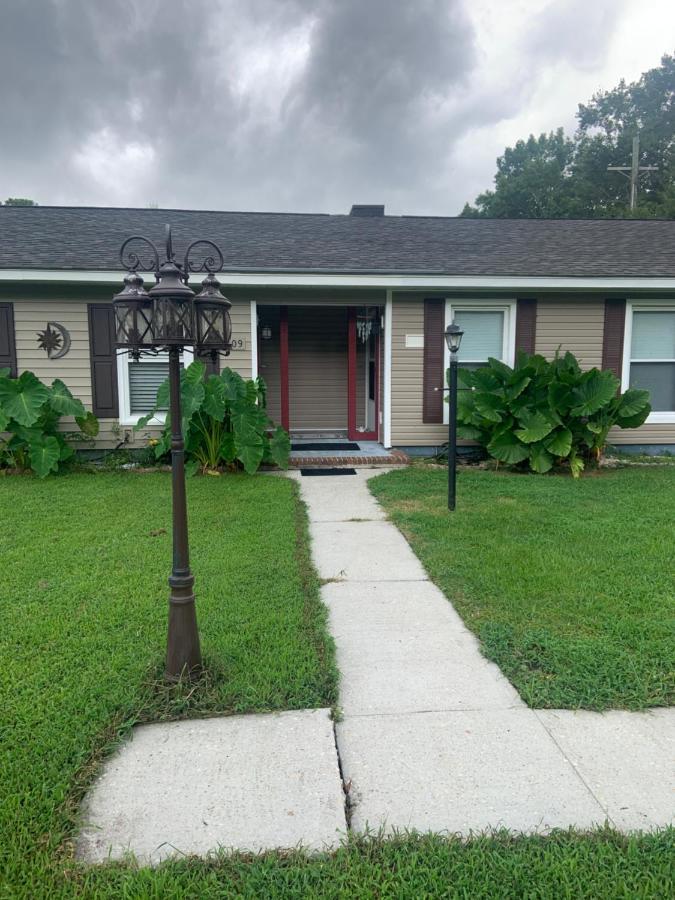 Cheerful Two Bedroom House 1.5 Miles From Beach. Myrtle Beach Luaran gambar